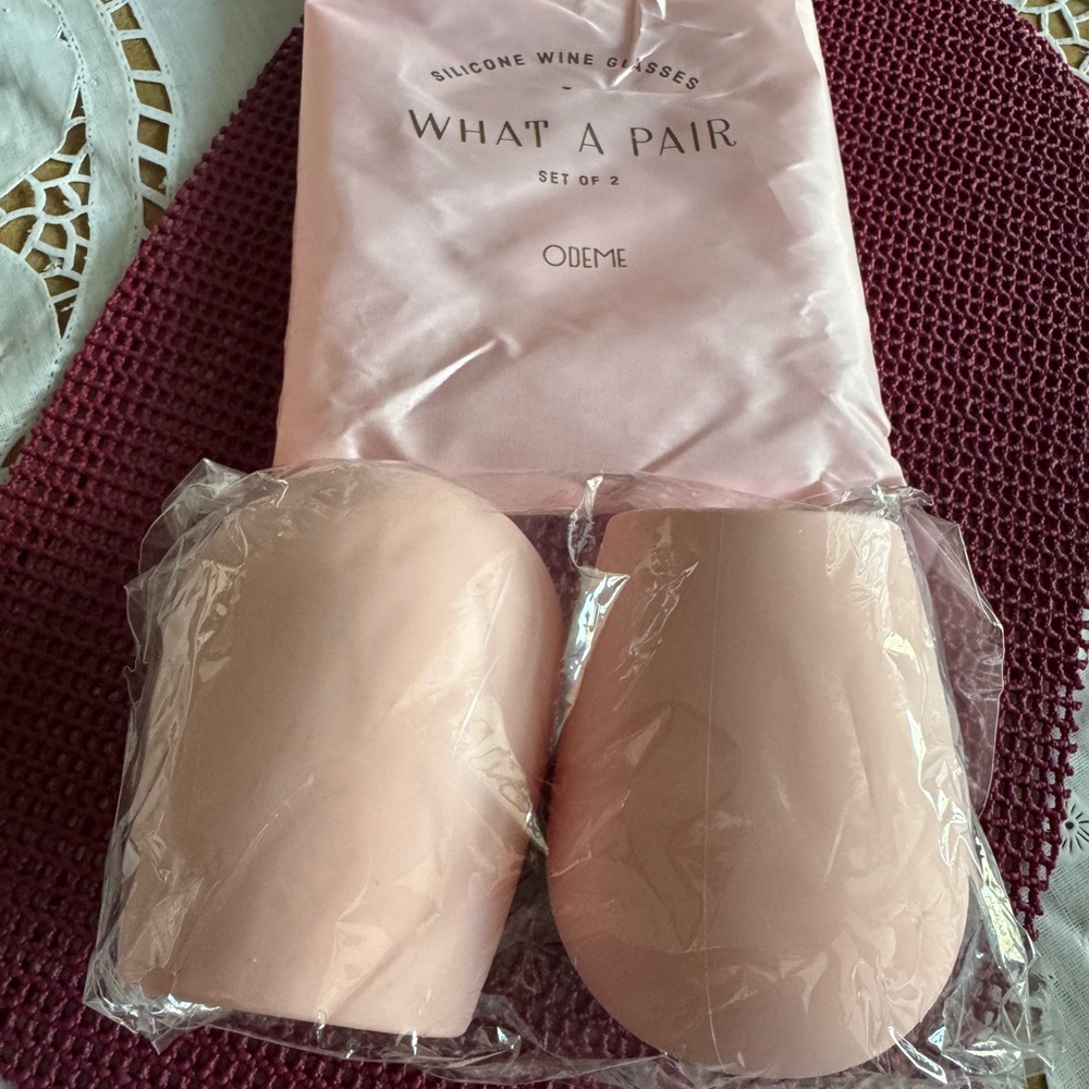 Odeme Pink Silicone Wine Glasses Set